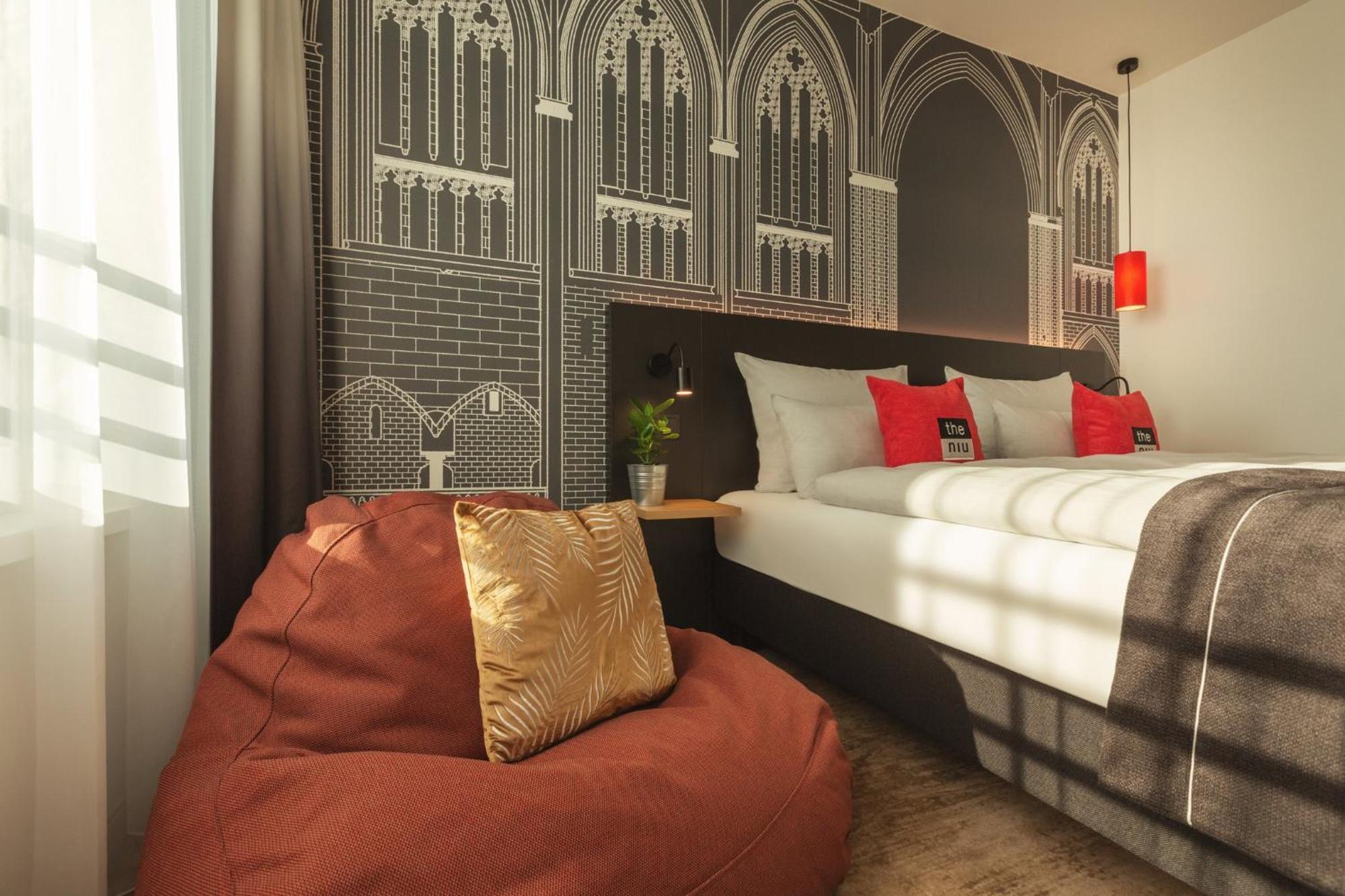 เดอะ นิว สแปโรว์ Hotel เรเกนส์บวร์ก ภายนอก รูปภาพ
